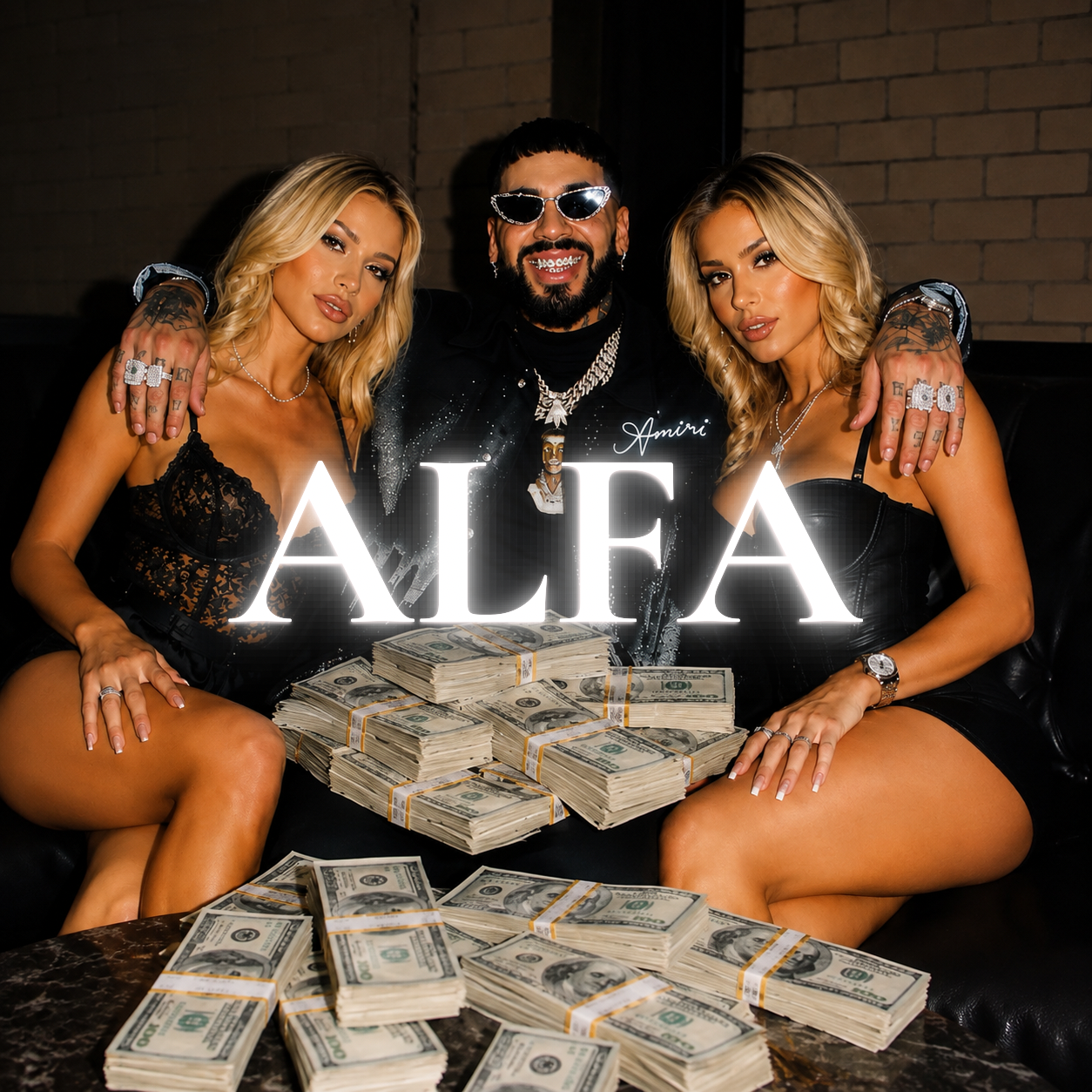 Jefe Alfa en un ambiente exclusivo